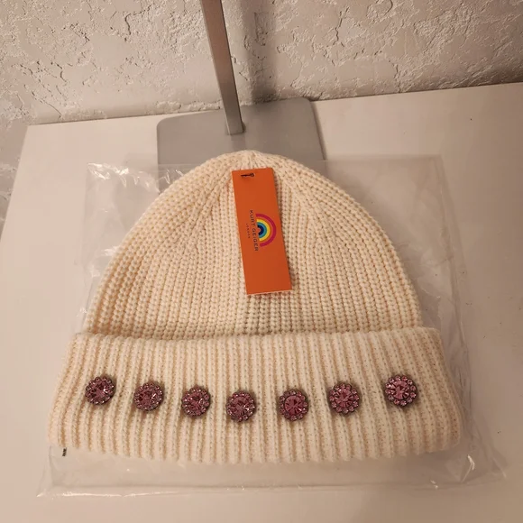 Kurt Geiger Cream Knit Beanie with Crystal Studs NWT - Picture 2 of 3